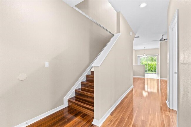 Foto del edificio - 2020 Greenwood Valley Dr