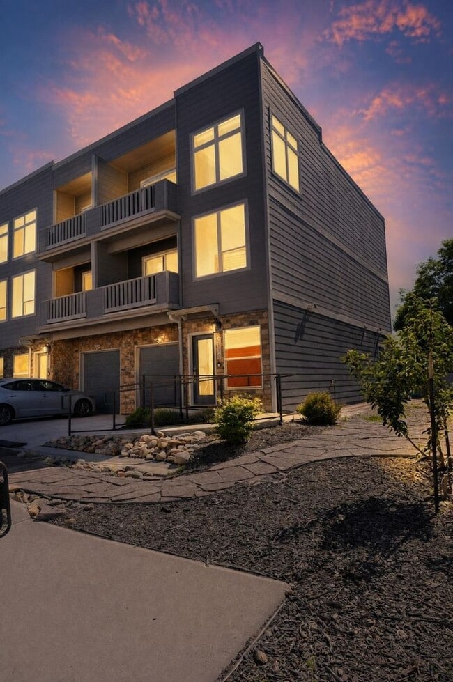 Building Photo - 3578 W 66th Ave
