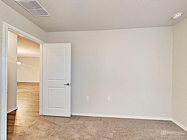 Foto del edificio - 1410 Putters Edge