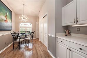 Foto del edificio - 6577 Castlelawn Pl