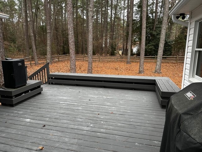 Building Photo - 440 Lobelia Dr