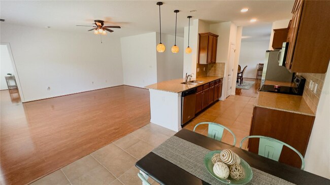 Building Photo - 6411 Foxbury Ridge Lane