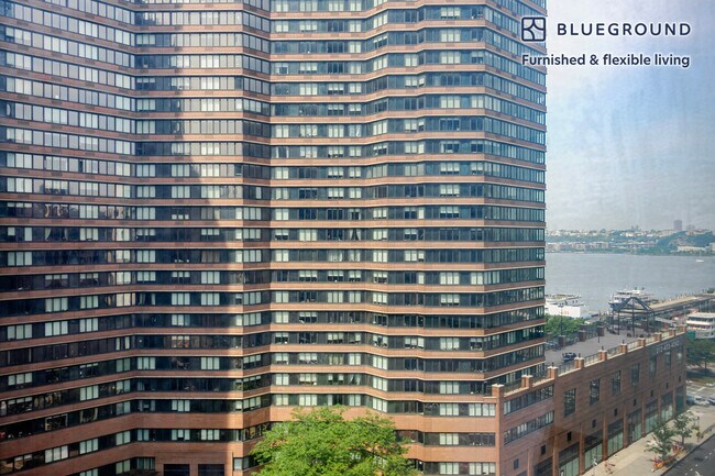 Building Photo - 635 W 42nd St