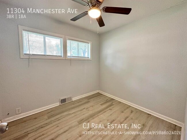 Foto del edificio - 11304 Manchester Ave