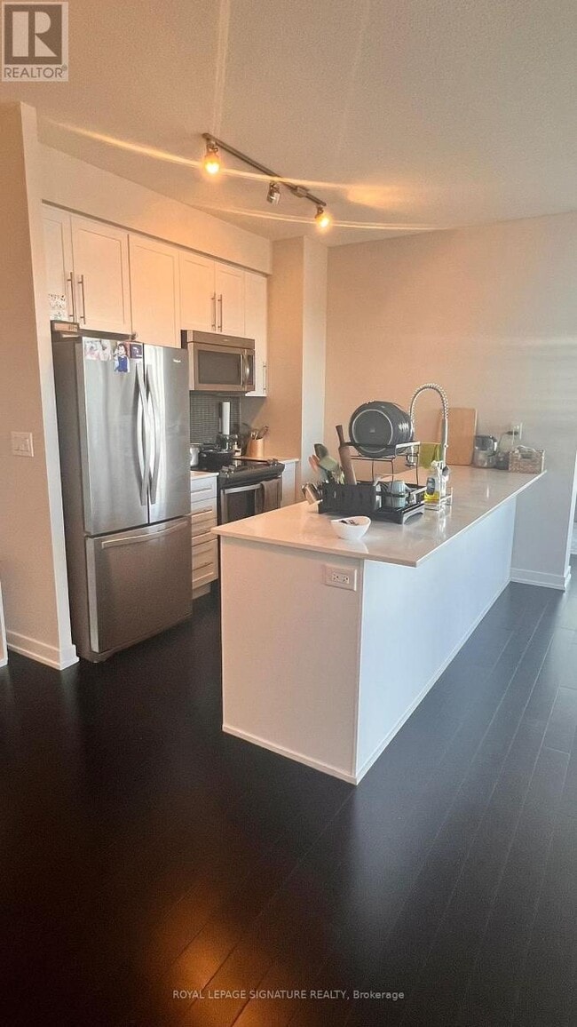 Photo du bâtiment - 4011 Brickstone Mews