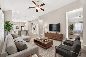 Building Photo - 24527 Royal Pike Dr