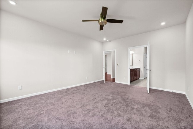Building Photo - 3722 Pelham Wood Dr