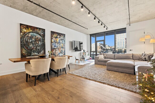 Foto del edificio - 111 S Peoria St