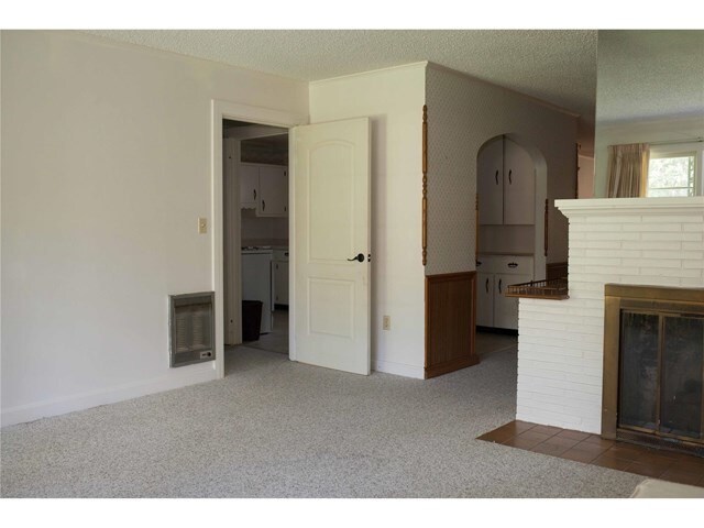Building Photo - 1308 Jasmine Cir