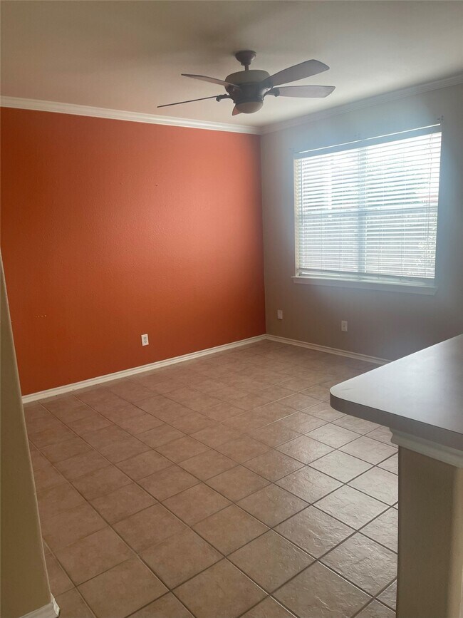 Foto del edificio - 5815 Vinemont Ln