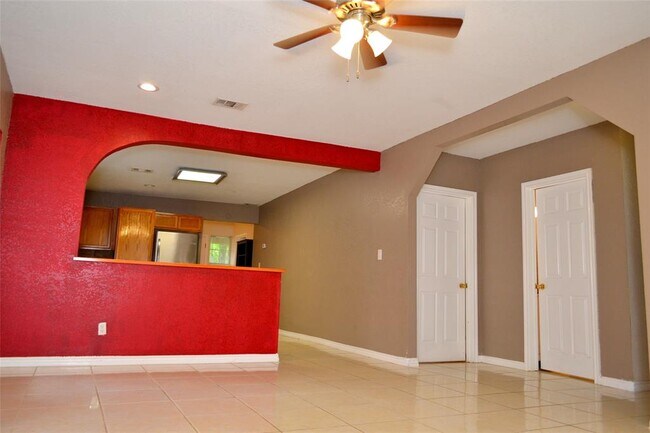 Foto del edificio - 514 W 6th St