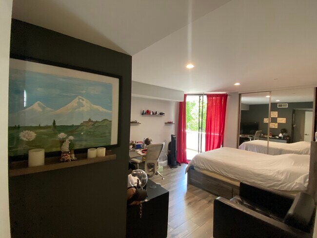 Foto del edificio - 16866 Kingsbury St