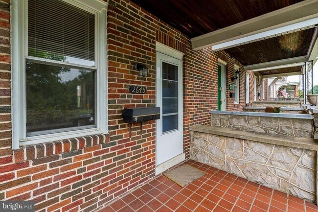 Foto del edificio - 2645 Chesterfield Ave