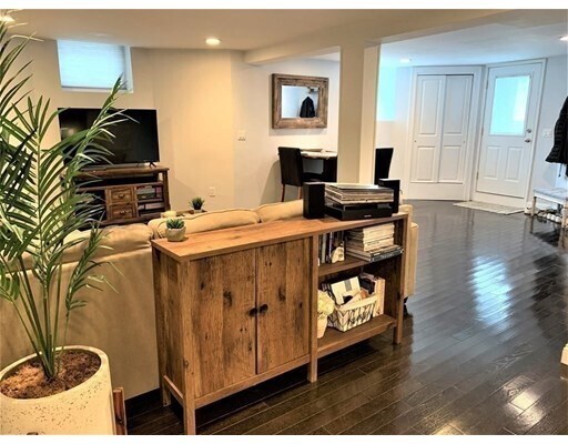 Foto del edificio - 1326 Columbia Rd