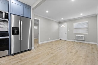 Building Photo - 1278 N Virgil Ave Building Photo - 1278 N Virgil Ave