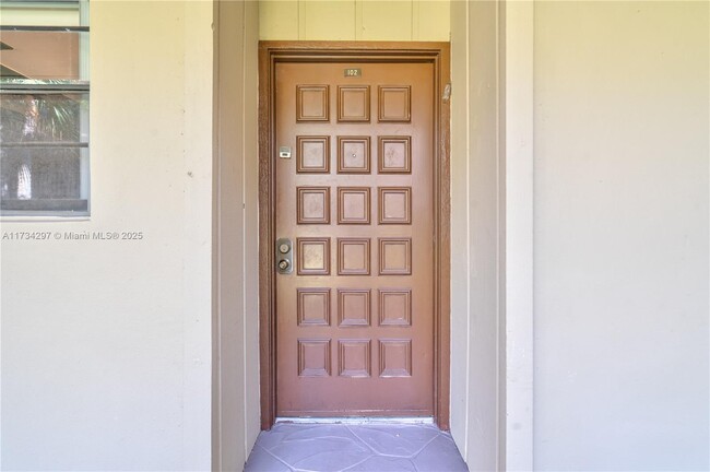 Building Photo - 10855 SW 112th Ave