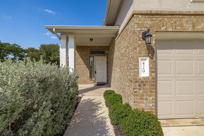 Foto del edificio - 429 Cinnamon Teal Ln