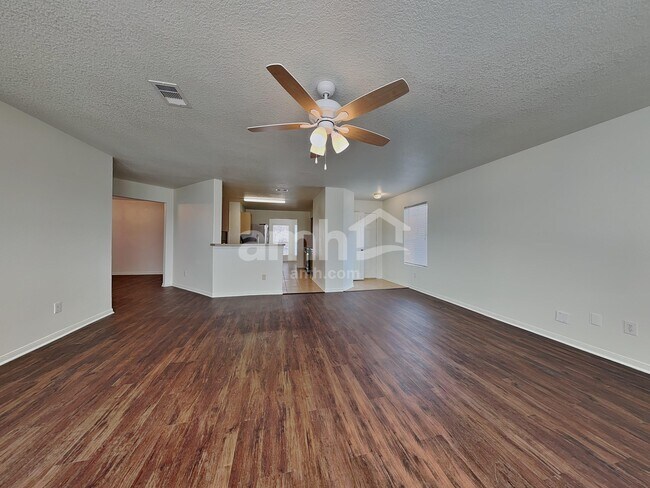 Foto del edificio - 19515 Providence Shore Way