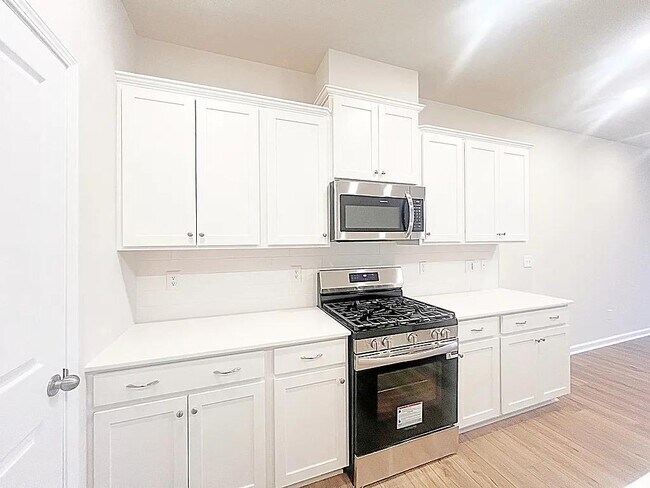 Foto del edificio - 7 Vine House Dr