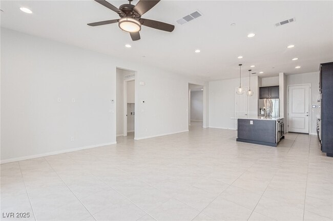 Foto del edificio - 298 Nine Mile Creek Dr