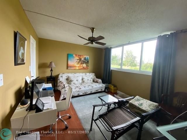 Building Photo - 9220 S Hollybrook Lake Dr