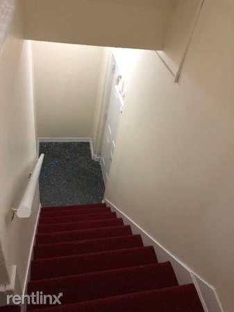 Foto del edificio - 4 br, 1 bath Apartment - 1639 Hendrickson St