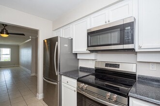 Building Photo - 3535 E NASA Pkwy