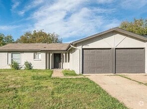 Building Photo - 3702 Lindsey Ct