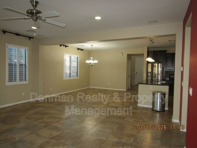 Foto del edificio - 944 E Jacob St