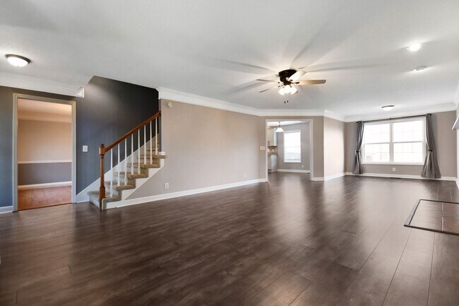 Foto del edificio - Pet Friendly Three Bedroom with Bonus!