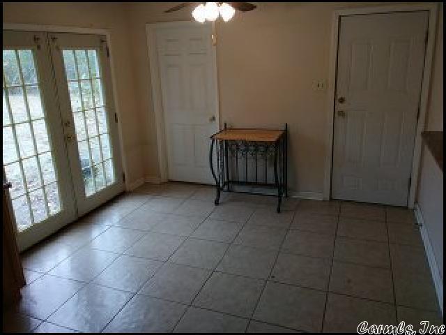 Building Photo - 14601 Joan Dr