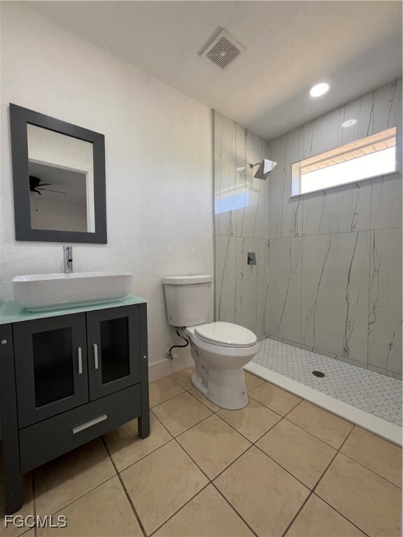 Building Photo - 1414 W 12th St