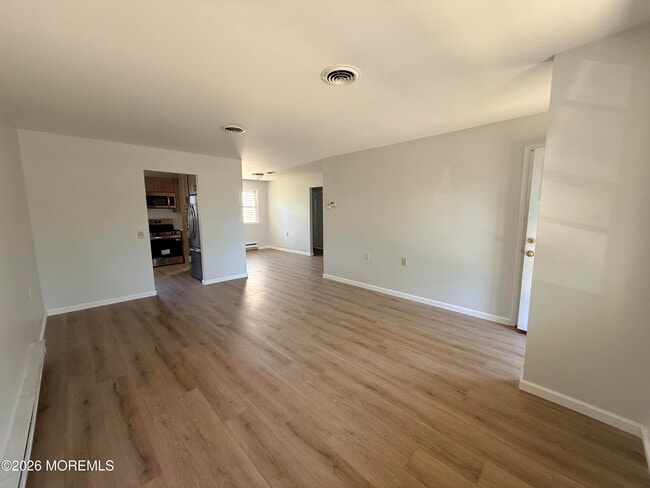 Building Photo - 50 Westport Dr
