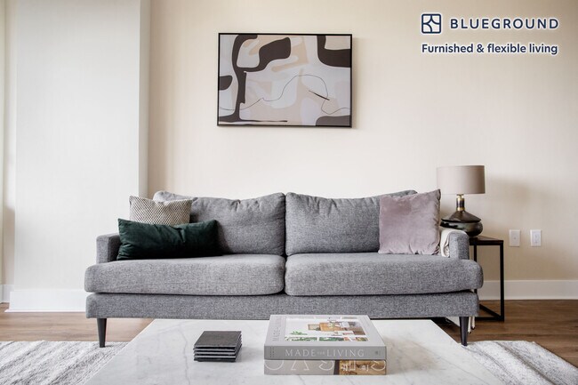 Foto del edificio - 1446 S Grant St