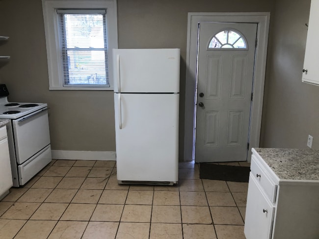 Foto del edificio - 675 Jefferson St