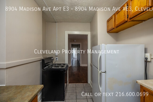 Foto del edificio - 8904 Madison Ave