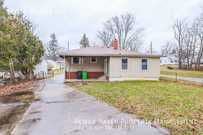 Building Photo - 12016 Center Ave., Garfield Heights - Beau...