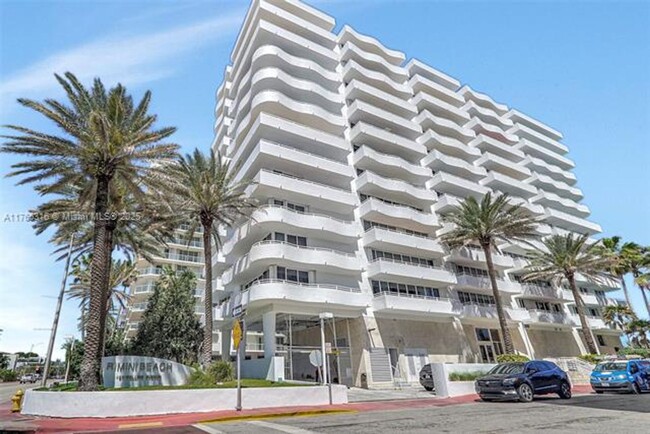 Foto del edificio - 8911 Collins Ave