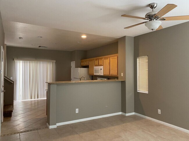 Foto del edificio - 2 Story 2 brm 2 1/2 bath 1 car garage home