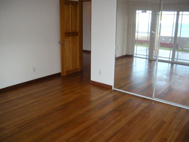 Building Photo - Lilipuna Rd. A-B