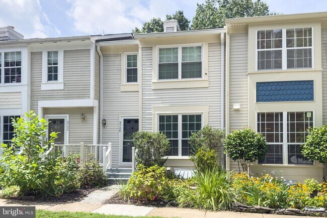 Foto del edificio - 5728 Evergreen Knoll Ct