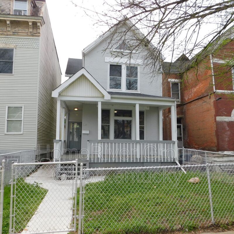 Primary Photo - 1719 Greenup St