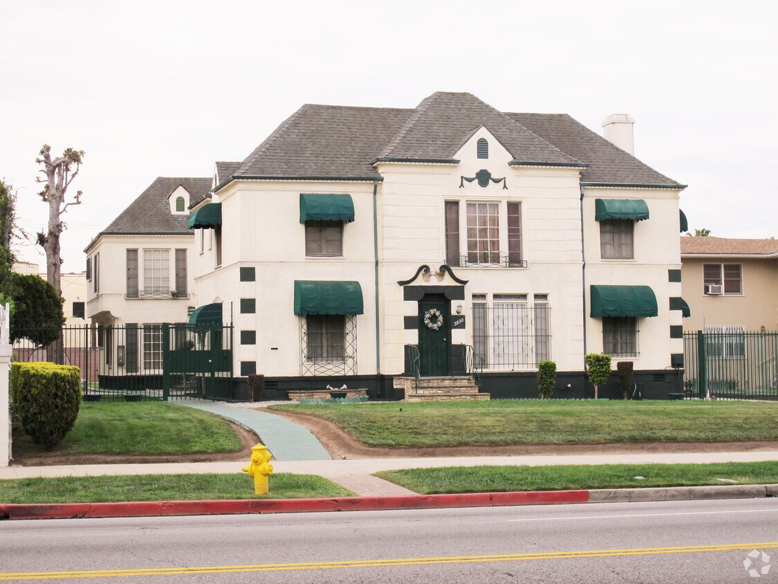 Foto principal - 3826 W Adams Blvd