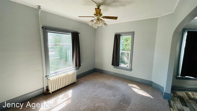Building Photo - 5 br, 2 bath House - 1114 S Washington