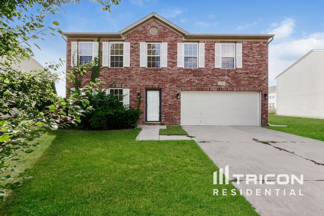 Foto principal - 5616 Woodland Trace Blvd