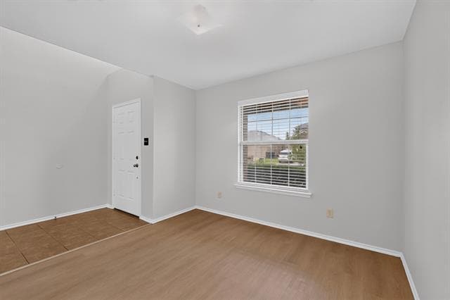 Building Photo - 2123 Meadow View Dr