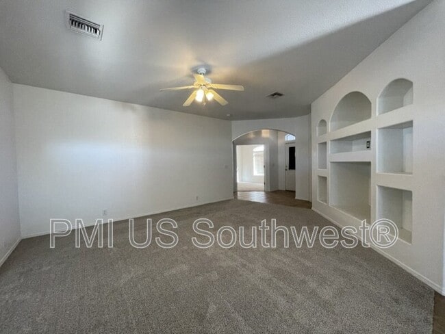 Foto del edificio - 2067 Jamie Rd