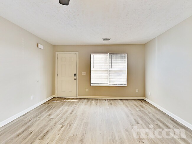 Foto del edificio - 1517 Destiny Dr