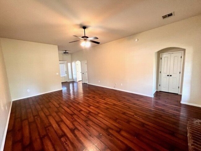 Foto del edificio - 2713 W Quinton St