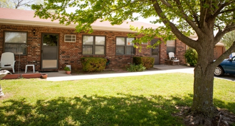 Primary Photo - Walnut Grove Senior Housing